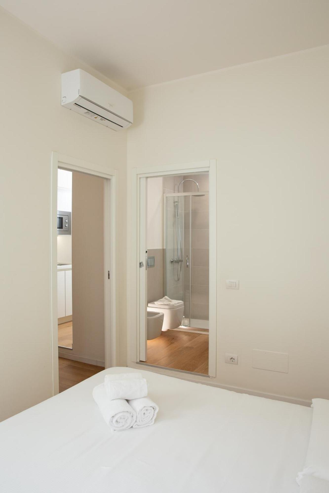 Klimt Central Station - Two Room Apartment Milan Luaran gambar