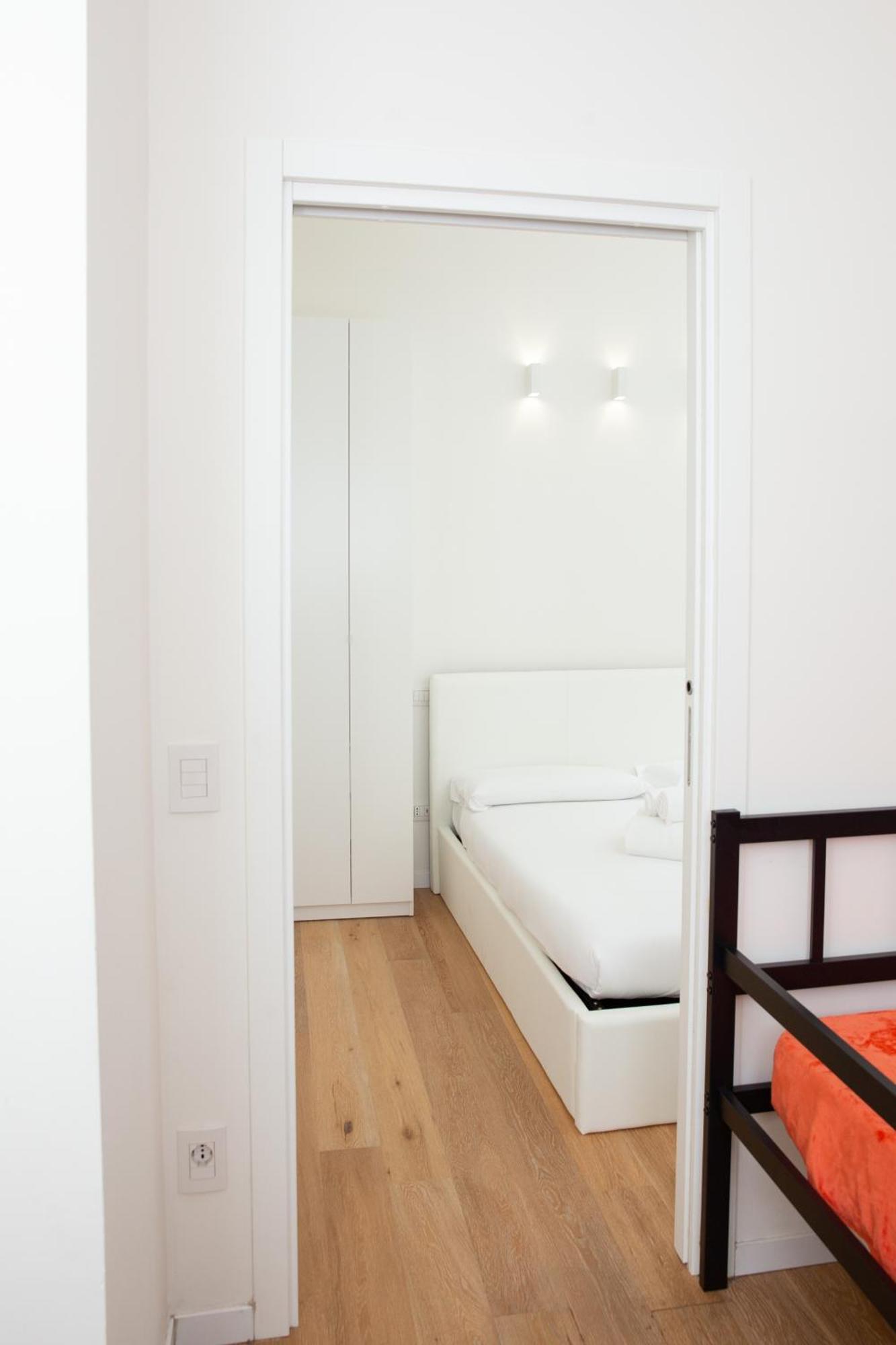 Klimt Central Station - Two Room Apartment Milan Luaran gambar