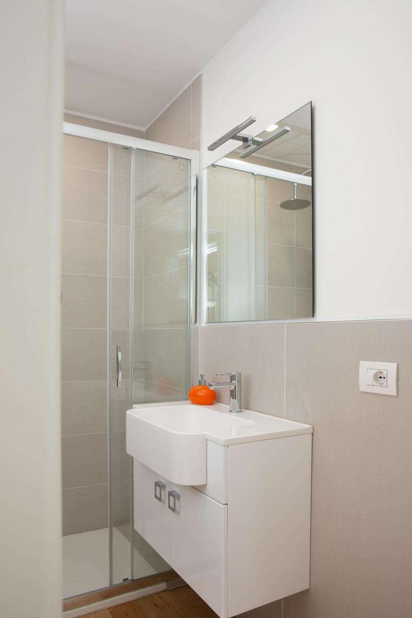 Klimt Central Station - Two Room Apartment Milan Luaran gambar